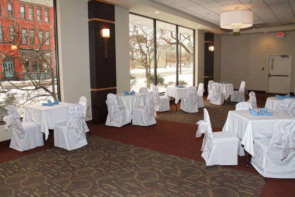 Doubletree By Hilton Binghamton Hotel Exterior foto