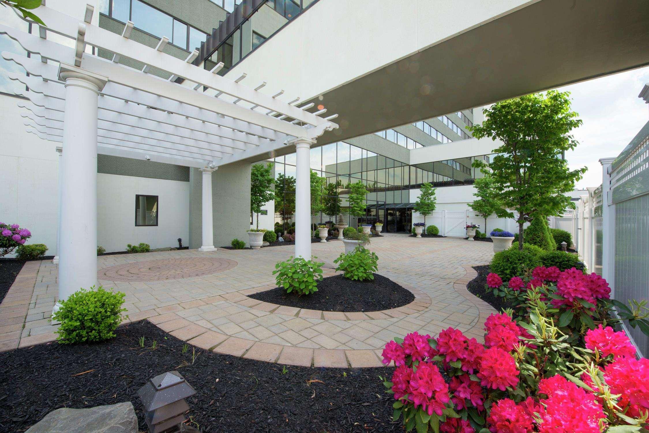 Doubletree By Hilton Binghamton Hotel Exterior foto